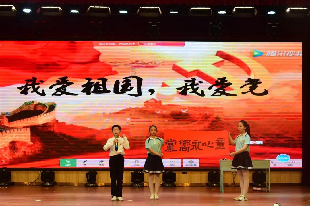 油爆大虾、菊花鱼、北京烤鸭……中国医疗队邀请当地“老朋友”